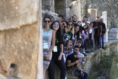 Ahbap Aydın'ın Kültür Yolculuğundaki İlk Durağı Magnesia Oldu