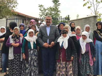 Ahlatcı'nın Köy Ziyaretleri Sürüyor