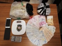 EURO - Araba Farında Uyuşturucu