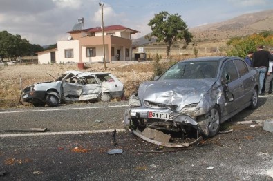 Elazığ'daki Kazada Ölü Sayısı 2'Ye Yükseldi