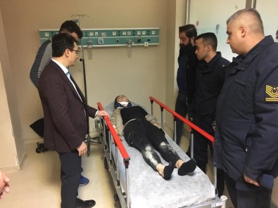 Kaymakam Kaplay Yaralı Öğrencileri Hastanede Ziyaret Etti