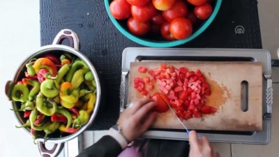 Konserveleri 'Gençler Gönderdi'
