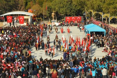 Akşehir'de Cumhuriyet Bayramı Coşkusu