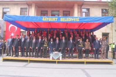 Bayburt'ta Cumhuriyet Bayramı Coşkuyla Kutlandı