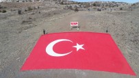 TÜRK BAYRAĞI - Bin Bir Zorlukla Yaparak Adını 'Barış Pınarı' Koydular