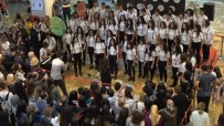 İZMIR MARŞı - Denizli'de Lise Öğrencilerinden 'Cumhuriyet' Konseri
