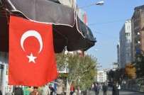 RESMİ TÖREN - Eskişehir Kırmızı Beyazla Süslendi