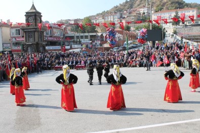 Tosya'da Cumhuriyet Bayramı Coşkuyla Kutlandı