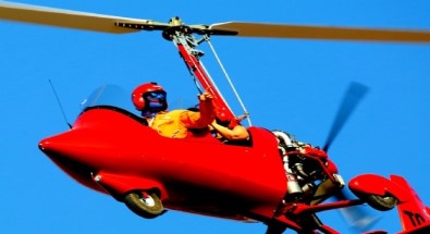 Uçuş eğitmeni kazada hayatını kaybetti