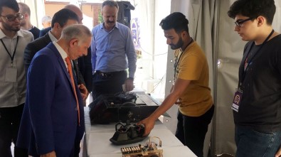 Bayrampaşa Bilim Şenliği'nde Öğrenciler Hünerlerini Sergiledi