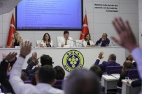 BELEDİYE MECLİSİ - Buca Meclisinde Hipodrom Gündemi; 'Gideri Çok Geliri Yok'