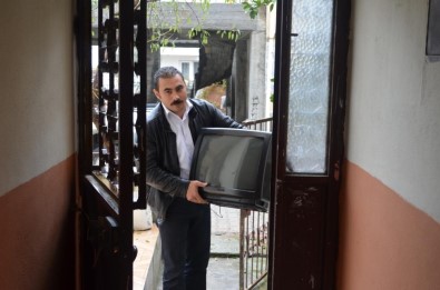 Dar Gelirliye Umut Oluyorlar