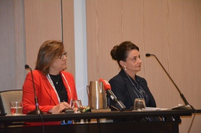 Fatma Şahin'den ABD Çıkarması