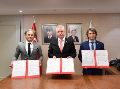 'Kumaştan Hayaller' Gaziantepli Çocuklara Umut Olacak