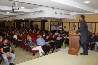 Mersin'de 23 Stajyer Avukat Yemin Edip Cübbe Giydi