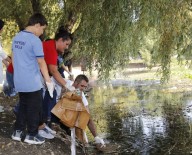 NİLÜFER - Öğrenciler Kırkgöz Gölü'nde Temizlik Yaptı