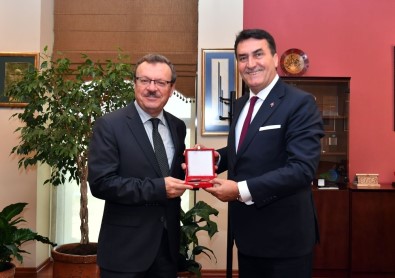 Rektör Kılavuz'dan Başkan Dündar'a Ziyaret