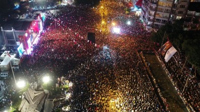 Antalya'da Cumhuriyet Bayramı Coşkusu Meydanlara Sığmadı