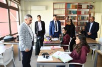 BOSTANBAŞı - Başkan Çınar, Sınava Hazırlanan Gençleri Ziyaret Etti