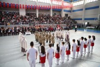 İSTIKLAL MARŞı - Cumhuriyet Bayramı Bayrampaşa'da Coşkuyla Kutlandı