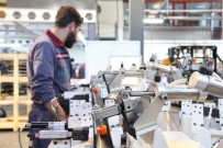 KARBON - Elektrikli Araçlarda Parça Ağırlığı Azalıyor