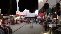 YÜK TRENİ - (Özel) Pazarcılar 50 Yıldır Pazarın Kurulduğu Caddede Kalmak İçin Direniyor