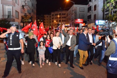 Torbalı'da 29 Ekim Zakkum İle Kutladı