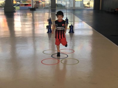 Turgutlulu Çocuklar Hem Eğlendi Hem Yarıştı