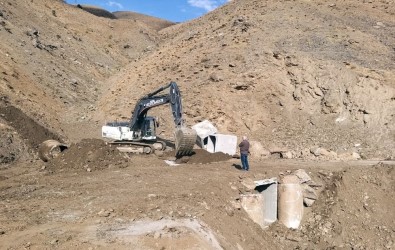 Van Büyükşehir Belediyesinden Stabilize Yol Çalışması