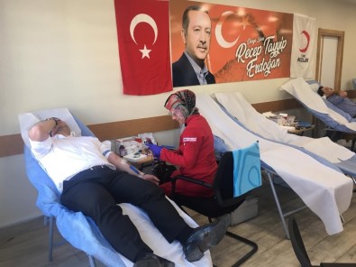 Ak Parti Erzurum İl Başkanlığı'ndan Kan Bağışı Kampanyası