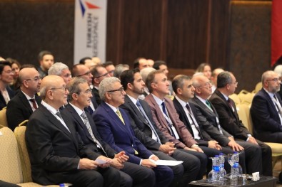 Dünya Helikopter Sektörü Türkiye'de İlk Kez Bir Araya Geldi