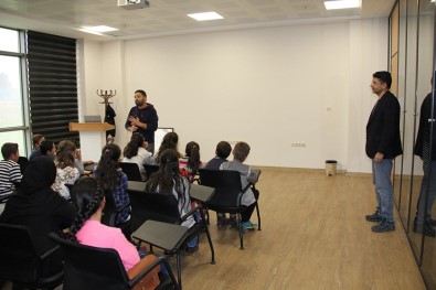 İnovasyon Merkezleri İlköğretim Öğrencilerini Ağırlamaya Devam Ediyor