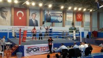 DAMAT İBRAHİM PAŞA - Salihlili Sporcu Muay Thai'de Türkiye Şampiyonu