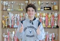 SATRANÇ FEDERASYONU - Satrançta İzmir'in Gururu Oldu