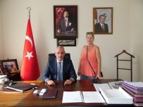 Sokakta Kalan İngiliz Kadına Türkiye Sahip Çıktı