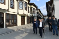 PARMAK - Yeşilyurt Belediye Başkanı Başkanı Çınar, Çalışmaları Yerinde İnceledi