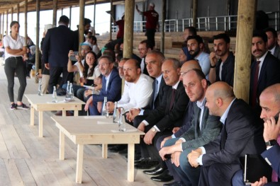 Bakanlardan Etnospor Kültür Festivali'ne Ziyaret