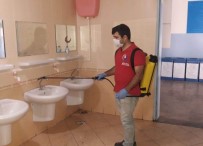 BAYRAMPAŞA BELEDİYESİ - Bayrampaşa'da Okullar Dezenfekte Edildi