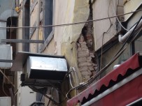 TARİHİ BİNA - Beyoğlu'nda Hasarlı Binaya Yıkım Kararı Çıktı