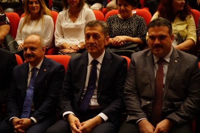 Milli Eğitim Bakanı Selçuk, Eskişehir'den Ayrıldı