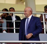 NIHAT ÖZDEMIR - Nihat Özdemir Açıklaması 'Arnavutluk İle Önemli Bir Maça Çıkacağız'