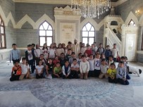 TEOMAN - Öğrencilerden Camii Ziyareti