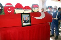 DAVUT GÜL - Şehit Uzman Çavuş Son Yolculuğuna Uğurlandı