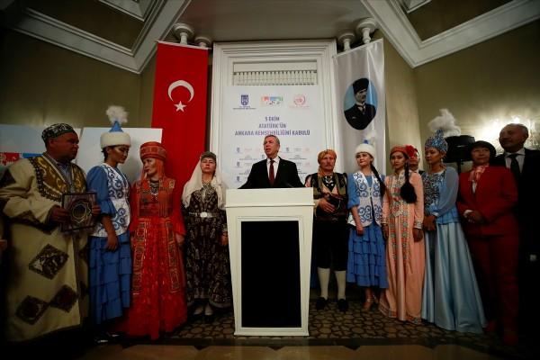 Mansur Yavaş'tan bir heykel daha