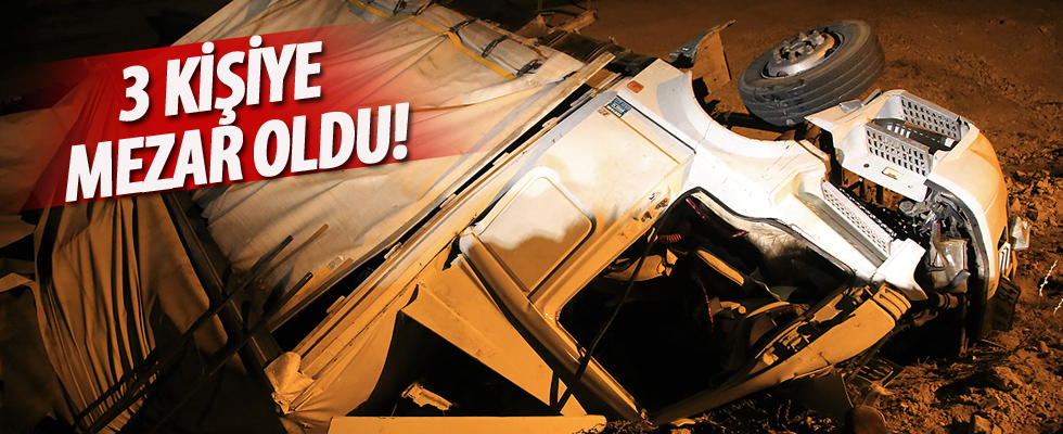 Antalya'da nar yüklü kamyon devrildi: 3 ölü