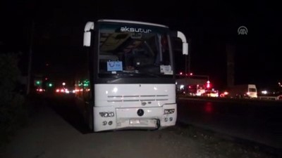 Antalya'da Tur Otobüsü Otomobile Çarptı Açıklaması 6 Yaralı