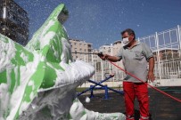 Bayraklı'nın Parklarına Dezenfekte