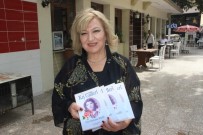 Beşoğlu, 'Kış Günleri' Şiir Kitabına İmza Günü Yaptı