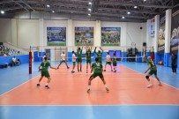 VOLEYBOL TAKIMI - Büyükşehir'in 'Efeler'i Sezonu Açtı