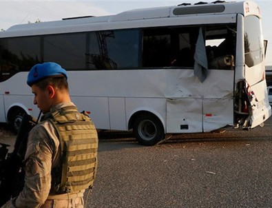 Askeri Midibüs ile tır çarpıştı: 1 şehit, 14 yaralı